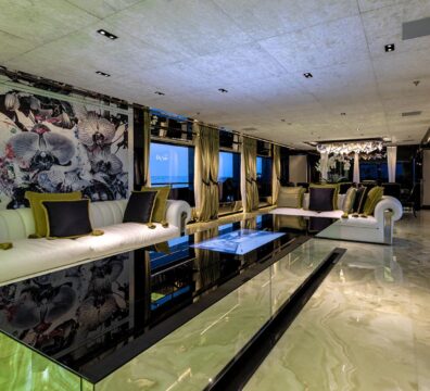 Sarastar-Interior-2-Yacht-Club-London